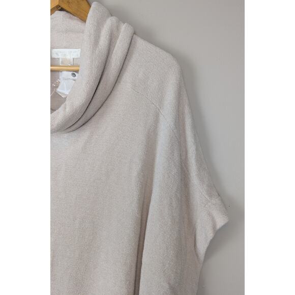 NWT Barefoot Dreams Cozychic Ultra Lite Cowlneck Poncho Ivory Sand S/M - Picture 5 of 9